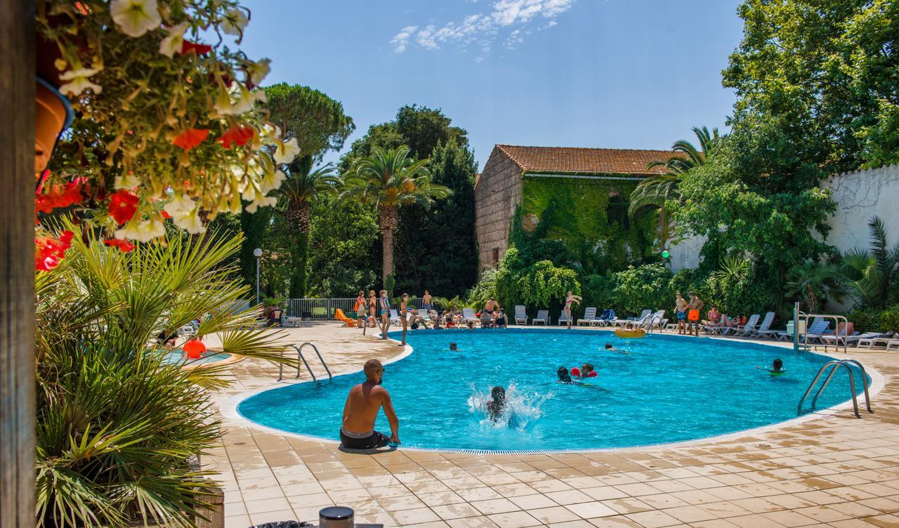 אלניה Hotel Le Domaine Du Mas Blanc By Popinns מראה חיצוני תמונה